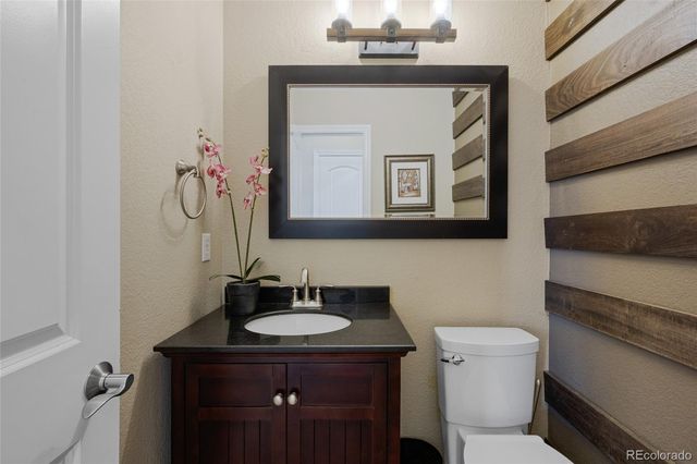 6263 Vacquero Circle, Castle Pines, CO 80108