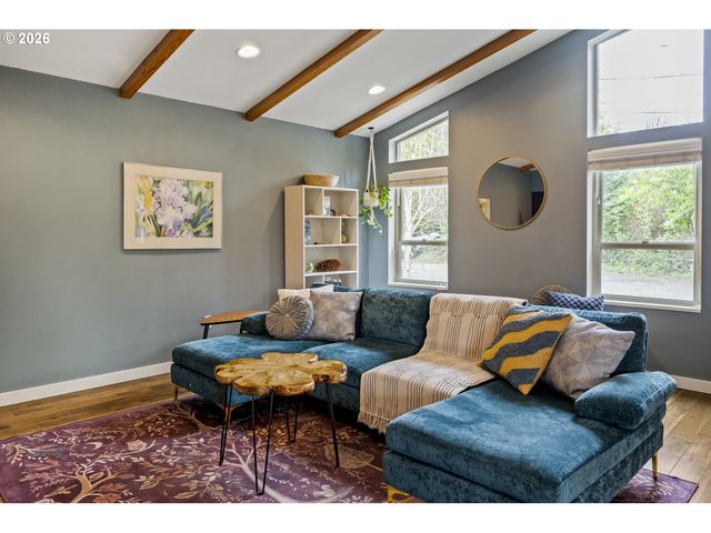 9302 Sw 30TH Ave, Portland, OR 97219