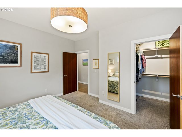 9302 Sw 30TH Ave, Portland, OR 97219