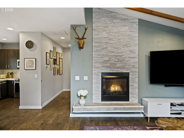 9302 Sw 30TH Ave, Portland, OR 97219