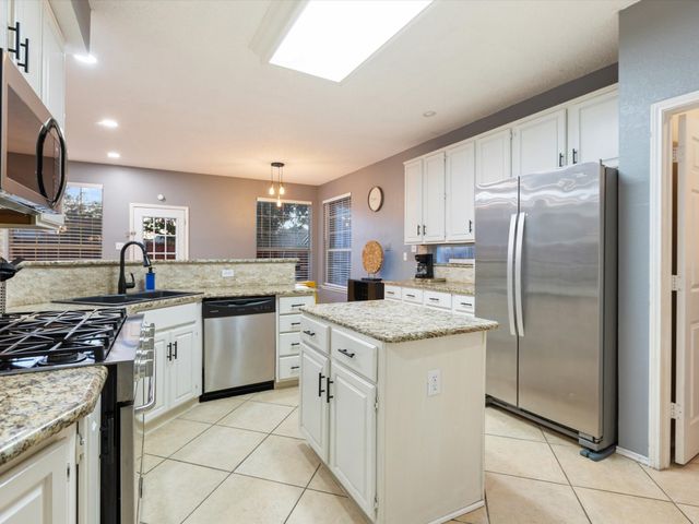 4501 Westbriar Lane, Grand Prairie, TX 75052