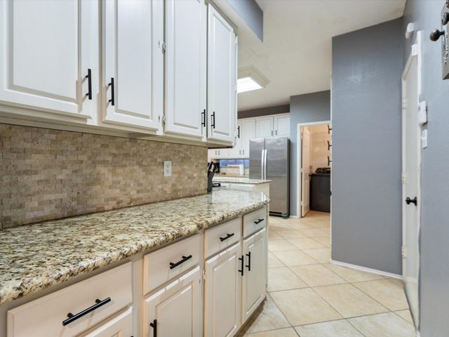 4501 Westbriar Lane, Grand Prairie, TX 75052