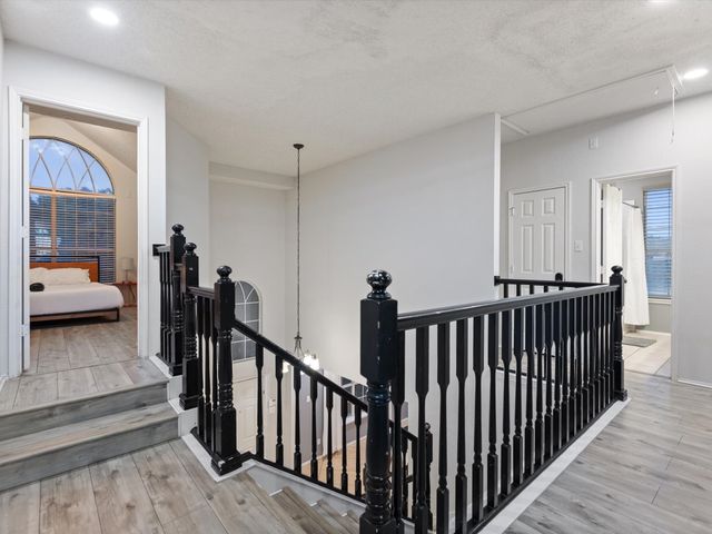 4501 Westbriar Lane, Grand Prairie, TX 75052