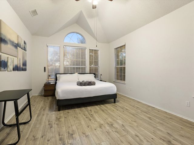 4501 Westbriar Lane, Grand Prairie, TX 75052