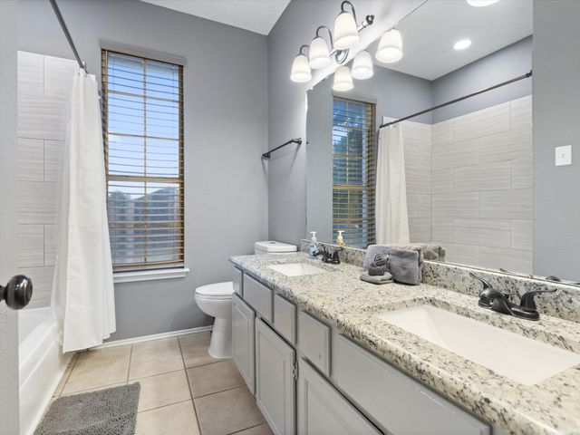 4501 Westbriar Lane, Grand Prairie, TX 75052