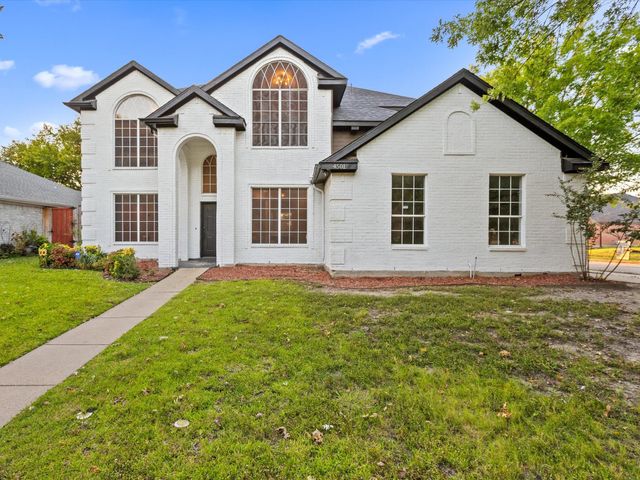 4501 Westbriar Lane, Grand Prairie, TX 75052