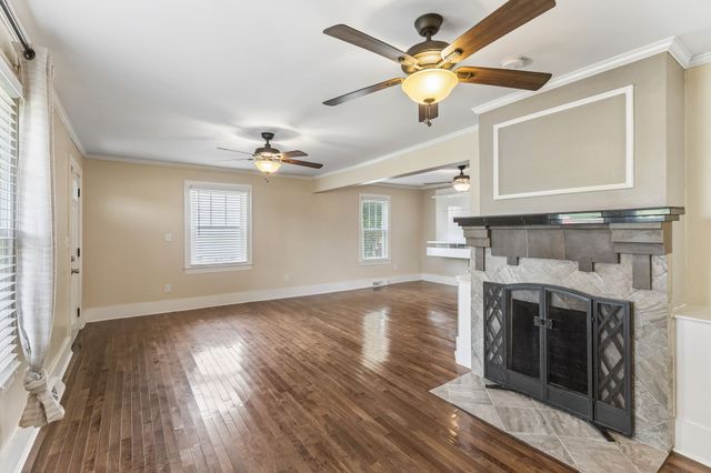 1821 Underwood St, Nashville, TN 37208