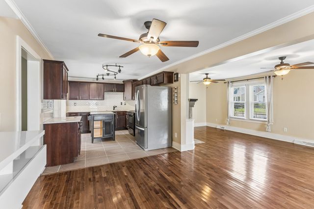1821 Underwood St, Nashville, TN 37208