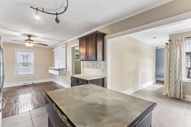 1821 Underwood St, Nashville, TN 37208