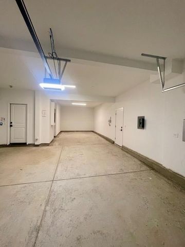 617 Silver Canoe Ct, Roseville, CA 95747