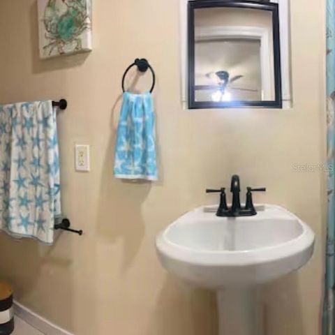 870 S MCCALL ROAD 4, Englewood, FL 34223