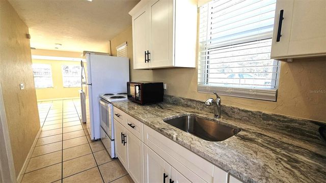 870 S MCCALL ROAD 4, Englewood, FL 34223