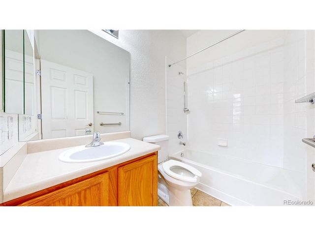 3712 E 127th Ln, Thornton, CO 80241