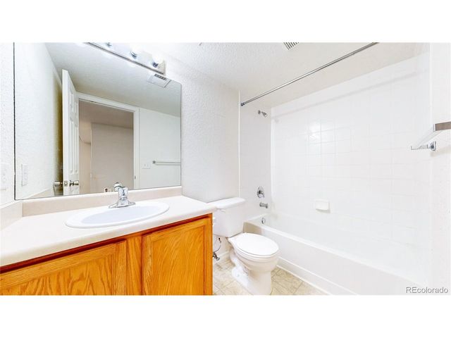 3712 E 127th Ln, Thornton, CO 80241