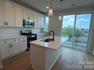 1618 Spring Street EQX1875, Charlotte, NC 28206