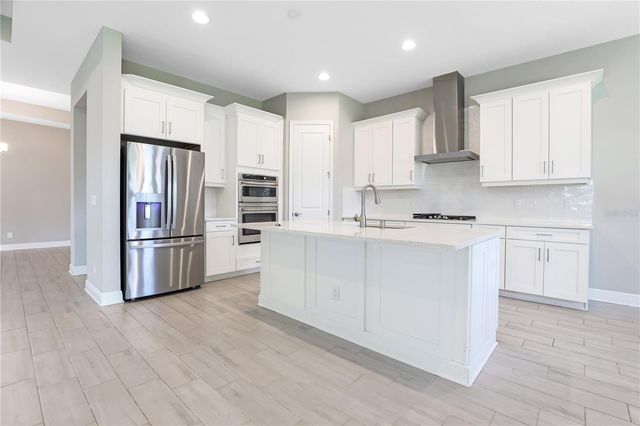 6133 LUNGO LAGO DRIVE, Sarasota, FL 34241