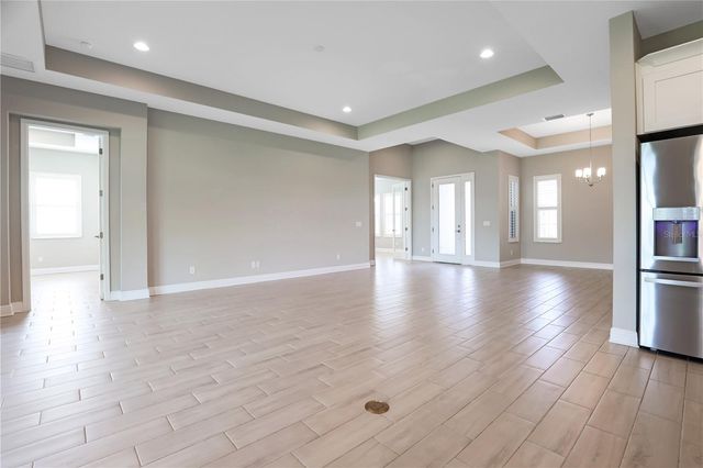 6133 LUNGO LAGO DRIVE, Sarasota, FL 34241