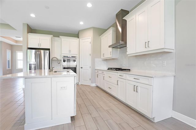 6133 LUNGO LAGO DRIVE, Sarasota, FL 34241