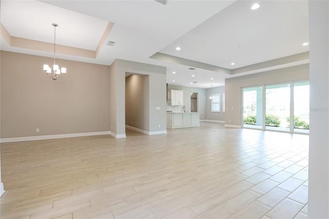 6133 LUNGO LAGO DRIVE, Sarasota, FL 34241