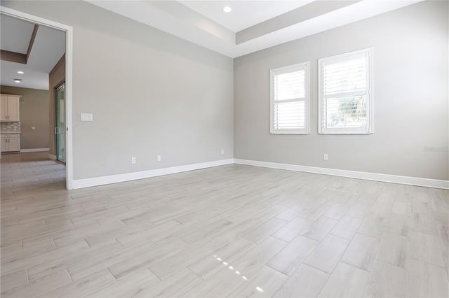 6133 LUNGO LAGO DRIVE, Sarasota, FL 34241