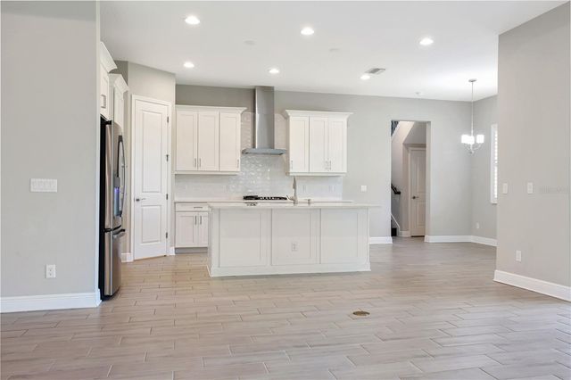 6133 LUNGO LAGO DRIVE, Sarasota, FL 34241