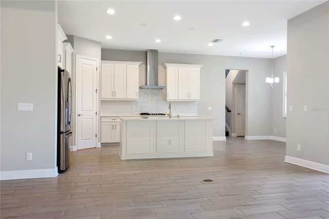 6133 LUNGO LAGO DRIVE, Sarasota, FL 34241
