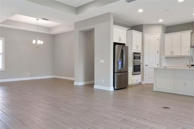 6133 LUNGO LAGO DRIVE, Sarasota, FL 34241