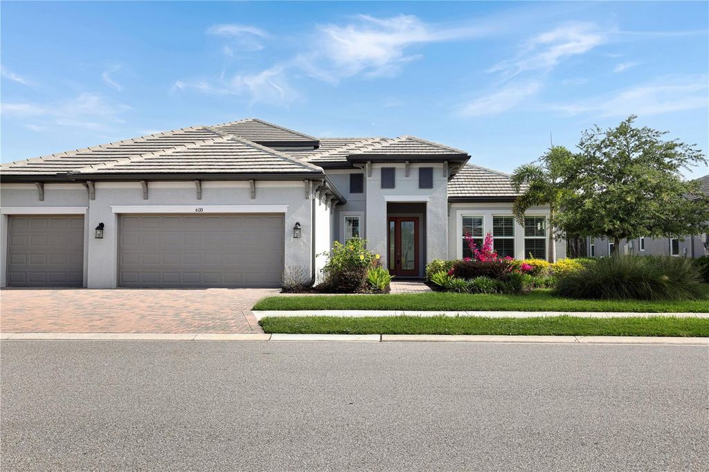6133 LUNGO LAGO DRIVE, Sarasota, FL 34241