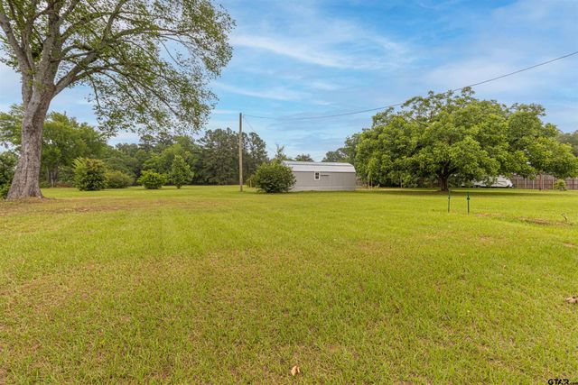 10879 E State Highway 64, Tyler, TX 75707