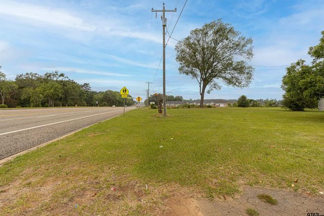 10879 E State Highway 64, Tyler, TX 75707