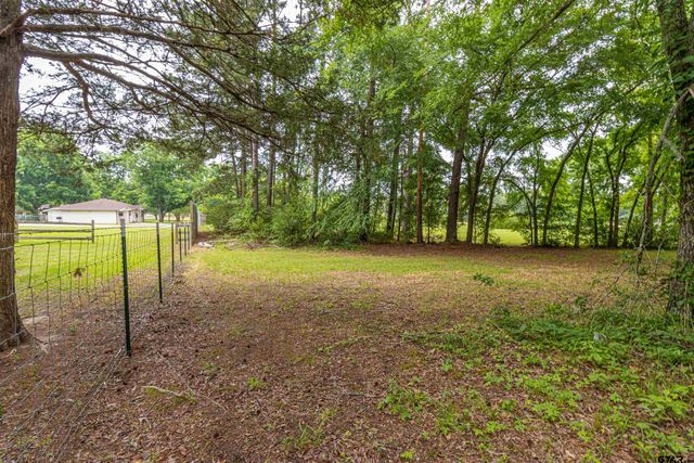 10879 E State Highway 64, Tyler, TX 75707