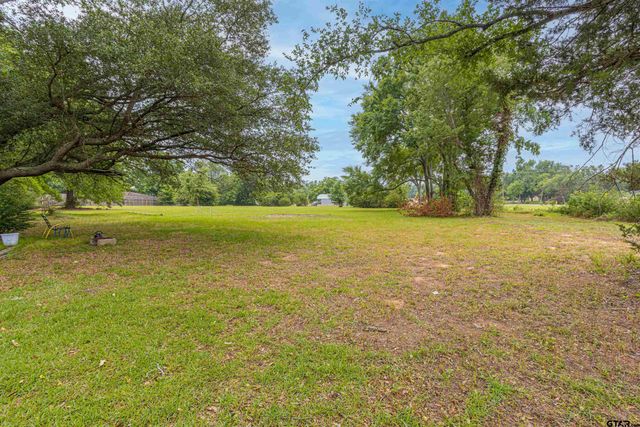 10879 E State Highway 64, Tyler, TX 75707