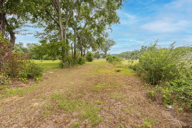 10879 E State Highway 64, Tyler, TX 75707