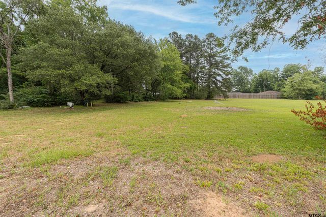 10879 E State Highway 64, Tyler, TX 75707