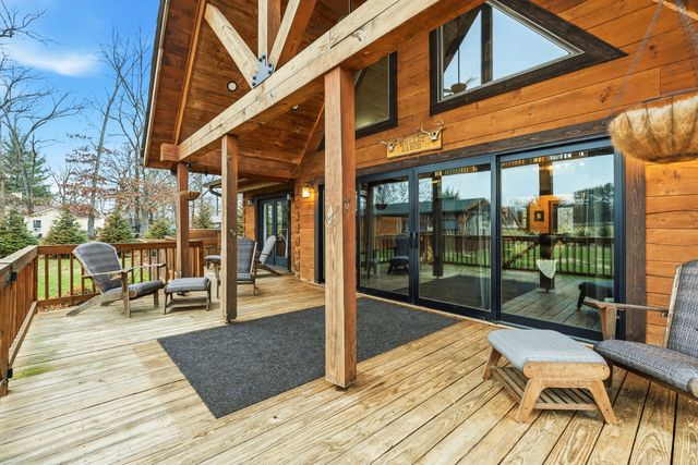 530 Parkway Rd, Tullahoma, TN 37388