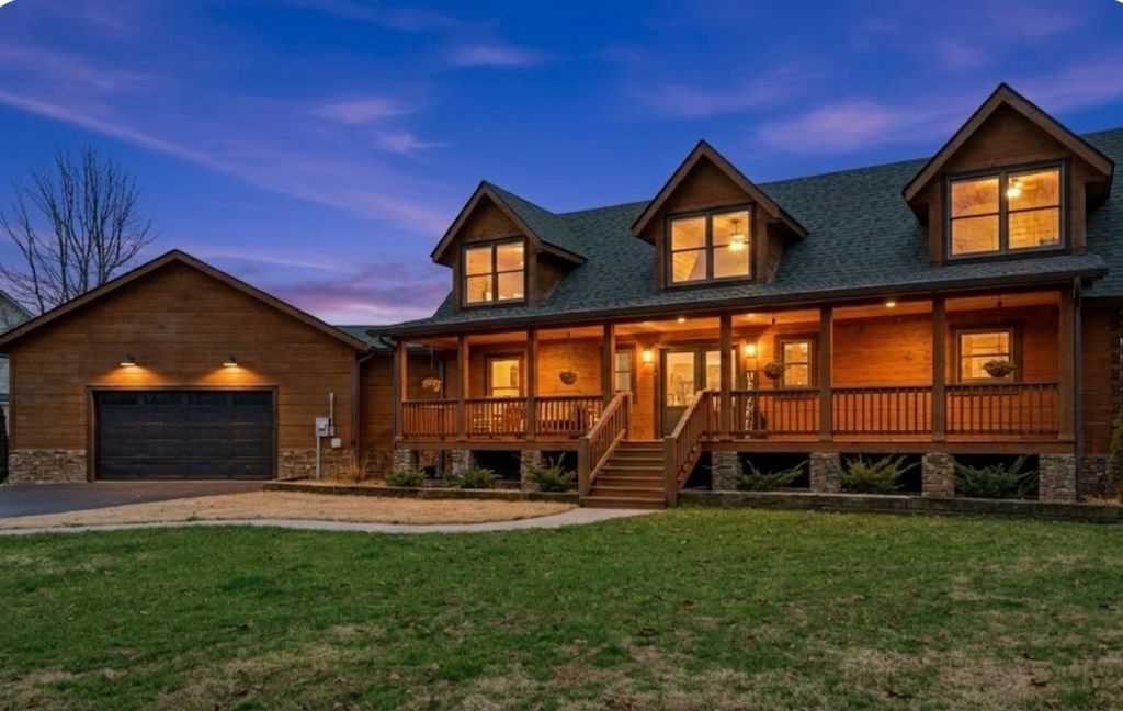 530 Parkway Rd, Tullahoma, TN 37388