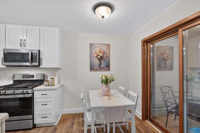 17541 Ionia Path, Lakeville, MN 55044