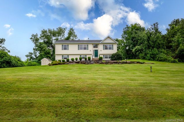 23 Burdick Road, Patterson, NY 12563