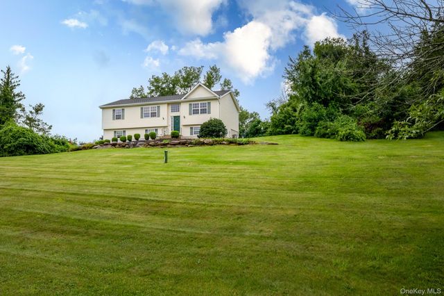 23 Burdick Road, Patterson, NY 12563