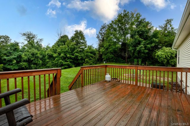 23 Burdick Road, Patterson, NY 12563
