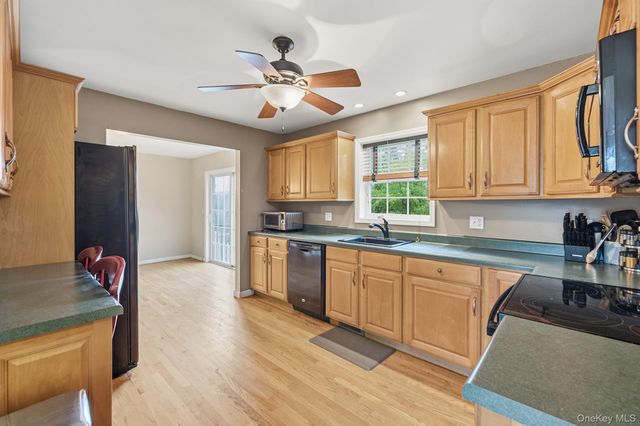 23 Burdick Road, Patterson, NY 12563
