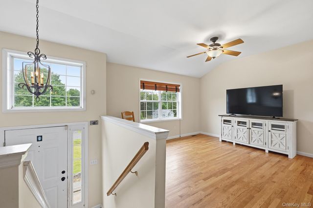 23 Burdick Road, Patterson, NY 12563