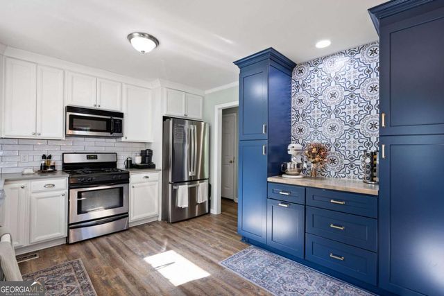 3093 Shiloh Place, Canton, GA 30115