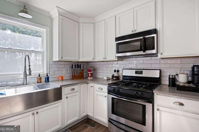 3093 Shiloh Place, Canton, GA 30115