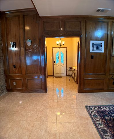 2806 Harpers Ferry Lane, Garland, TX 75043