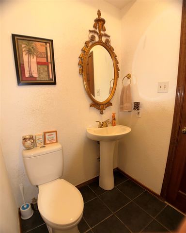 2806 Harpers Ferry Lane, Garland, TX 75043