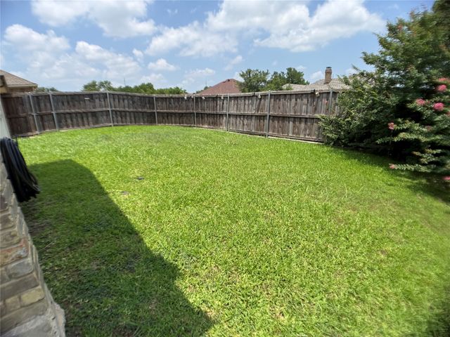 2806 Harpers Ferry Lane, Garland, TX 75043