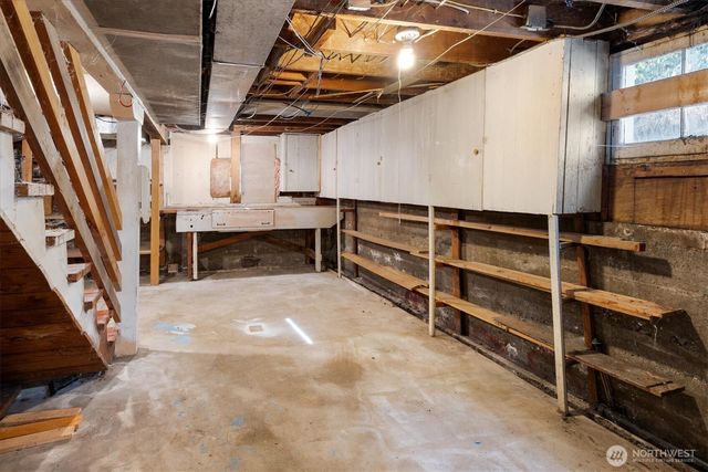 11737 North Park Avenue N, Seattle, WA 98133