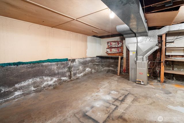 11737 North Park Avenue N, Seattle, WA 98133