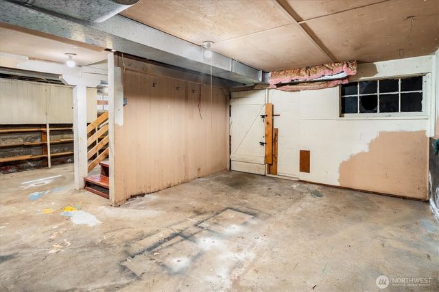 11737 North Park Avenue N, Seattle, WA 98133